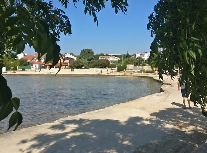 Gostinjska kuća Topic 3*